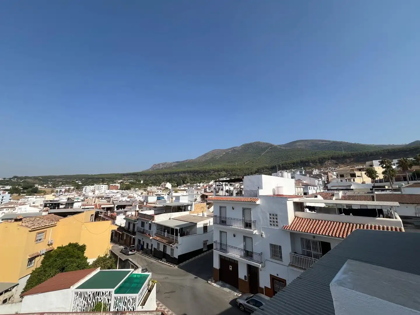 Vista exterior de Pis en venda en Alhaurín El Grande amb Terrassa i Balcó