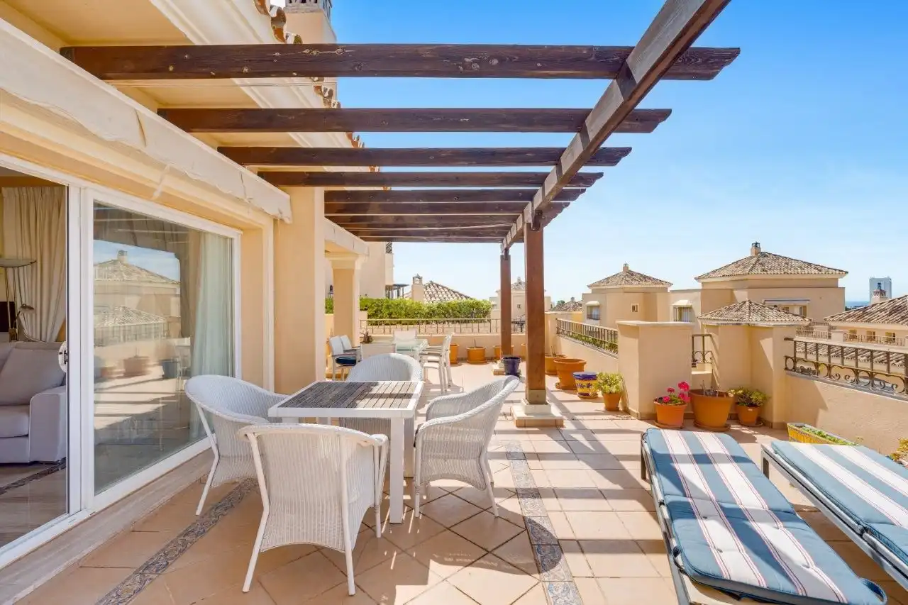 Piso con piscina en venta en Elviria - Cabopino, imagen 4