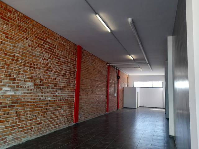 Local comercial en Alquiler en Avinguda de Miquel Batllori, 58 en La Bordeta