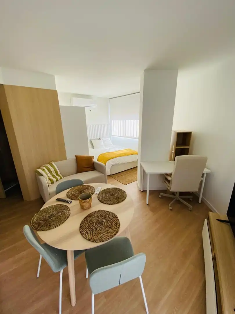 Schlafzimmer von Wohnung zur Miete in Murcia mit Klimaanlage, Heizung und Terrasse