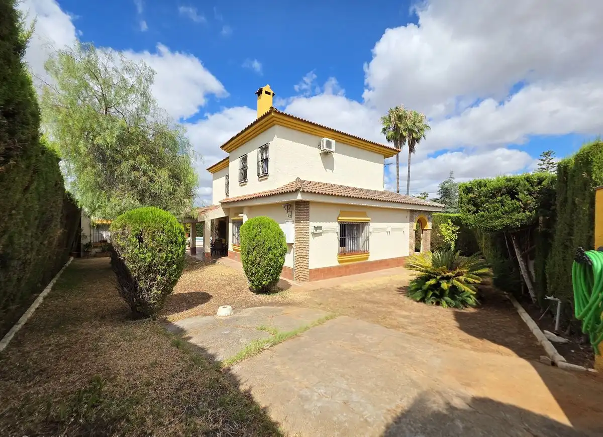 Chalet con piscina en venta en Palomares del Río, imagen 52
