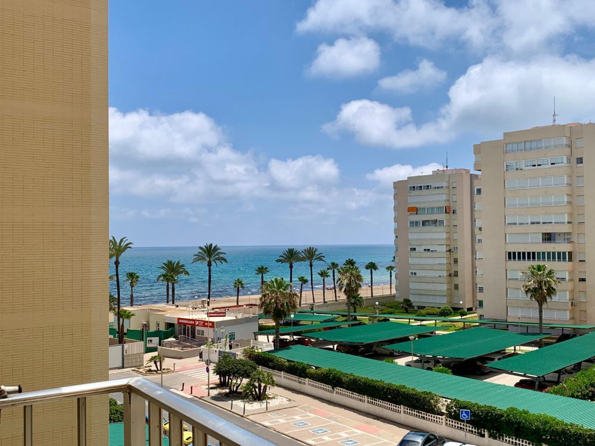 Exterior view of Apartment to rent in Alicante / Alacant  with Private garden, Terrace and Community pool