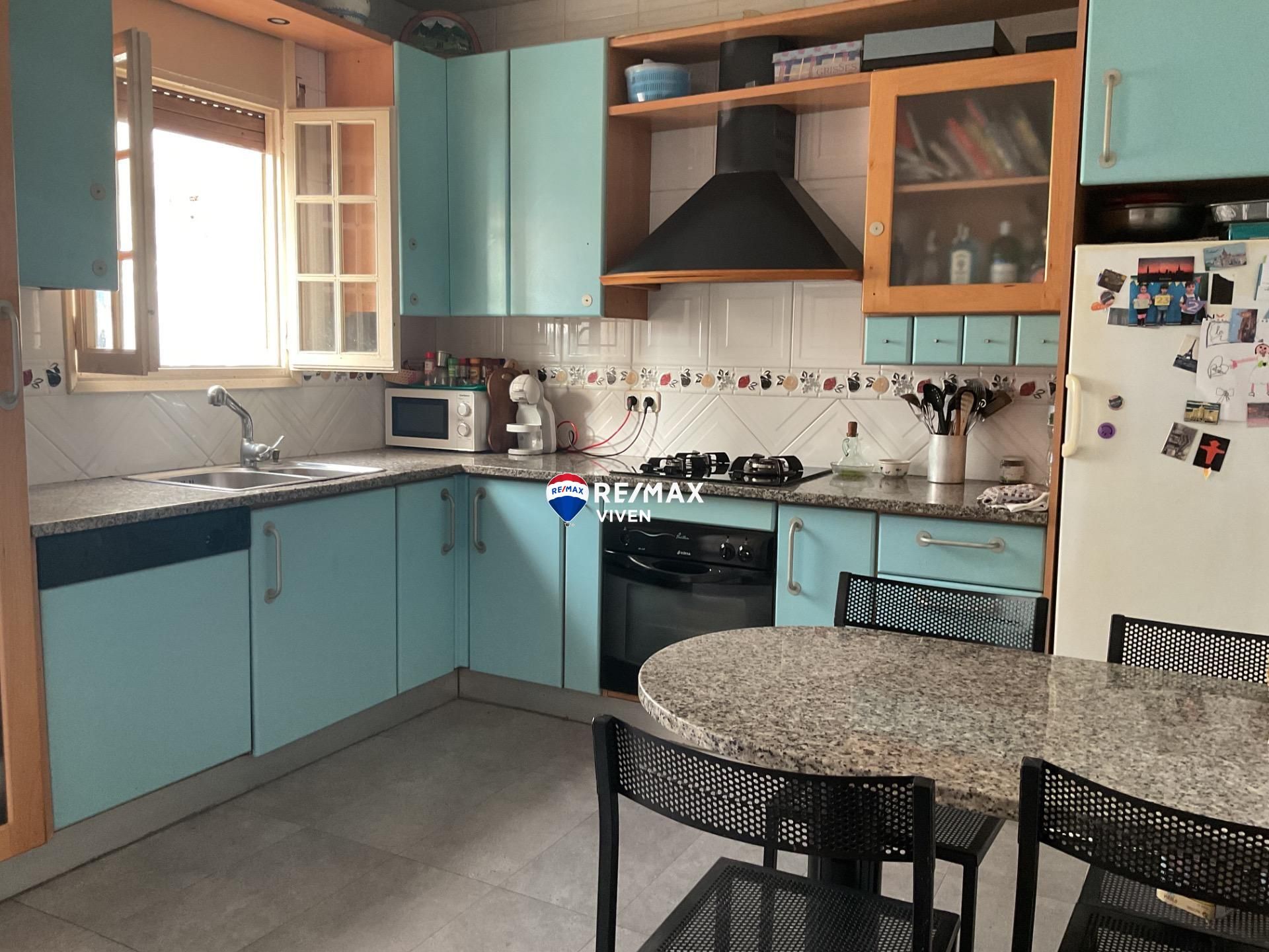 Kitchen of Single-family semi-detached for sale in Vilanova i la Geltrú  with Air Conditioner, Heating and Terrace