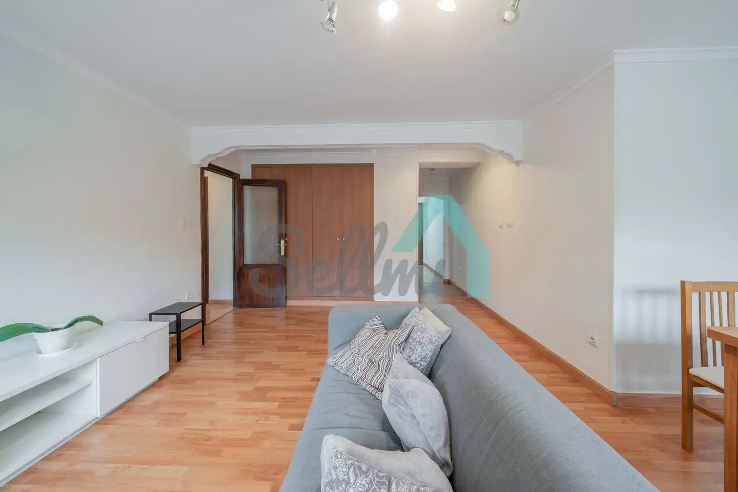 Sala d'estar de Pis en venda en Oviedo  amb Calefacció