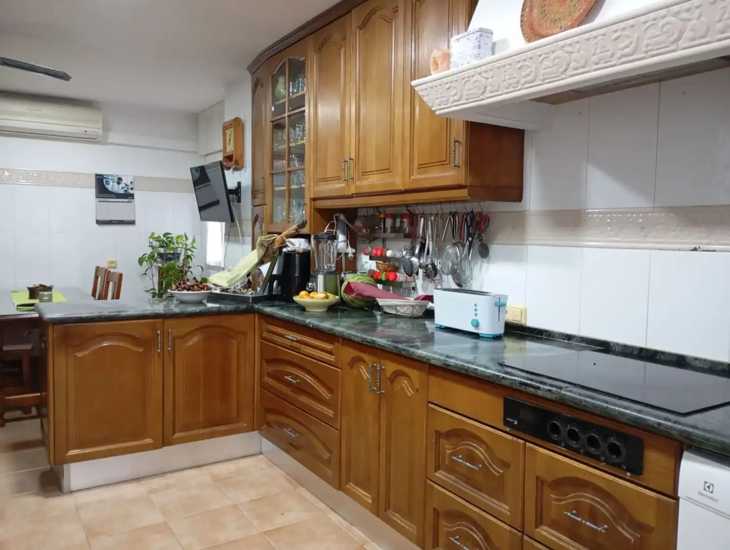 Küche von Haus oder Chalet zum Verkauf in Valdepeñas mit Klimaanlage, Heizung und Terrasse