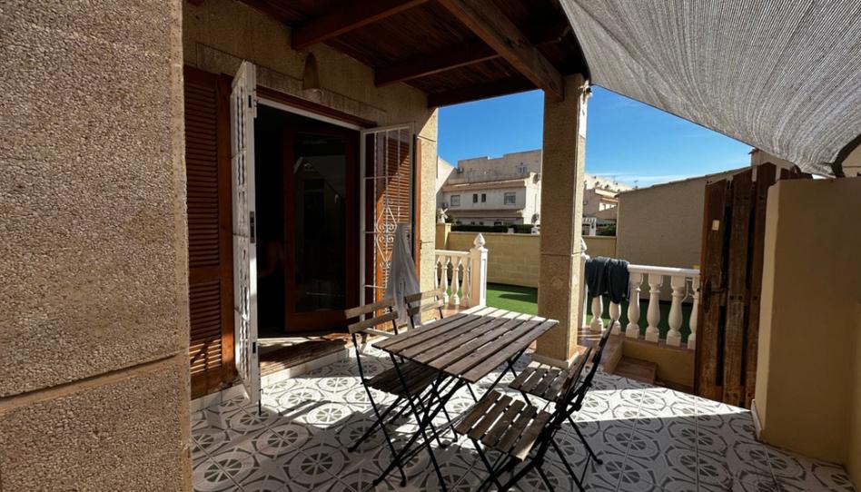 Foto 1 de Dúplex en venda a N/a, -1, Playa Flamenca, Alicante