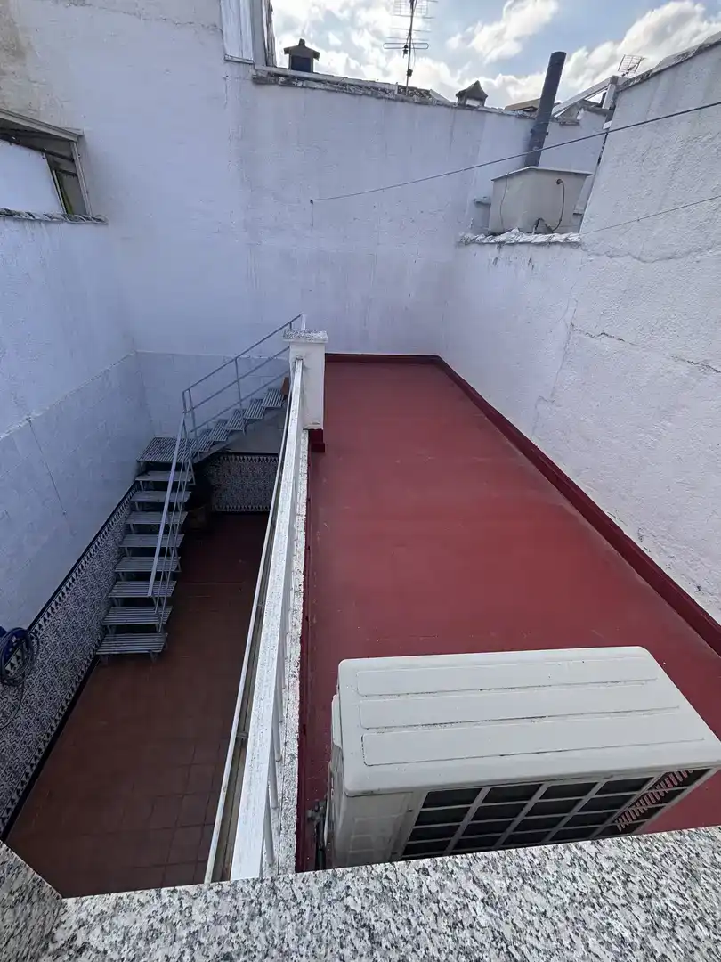 Balcony of Detached homes for rent in Jaén  with Air Conditioner and Furnished