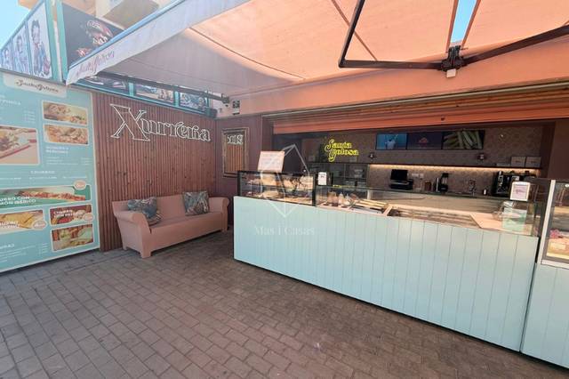 Local comercial en Venta en Avinguda Riells en Riells