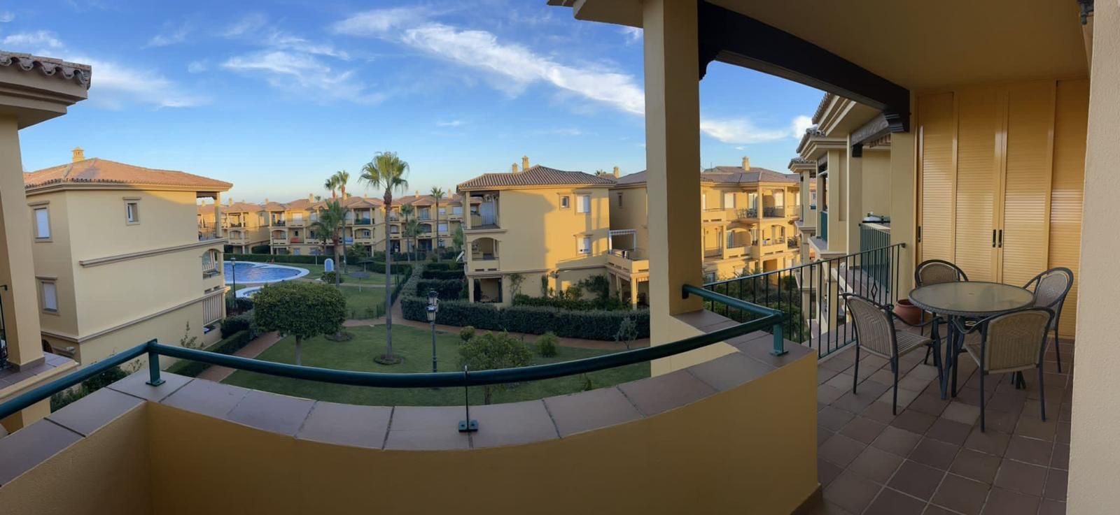 Exterior view of Flat to rent in Chiclana de la Frontera  with Air Conditioner, Furnished and Oven
