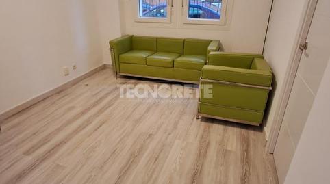Foto 2 de Piso en venta en Numancia,  Madrid Capital