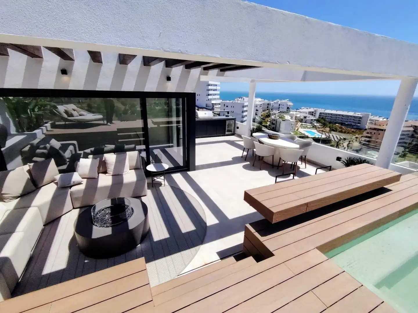 Semi-detached house with pool for sale in Las Gaviotas  - Carvajal, imagen 2