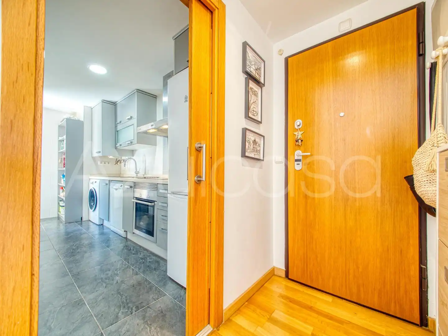 Wohnung zum Verkauf in El Campello mit Klimaanlage, Privatgarten und Parkett