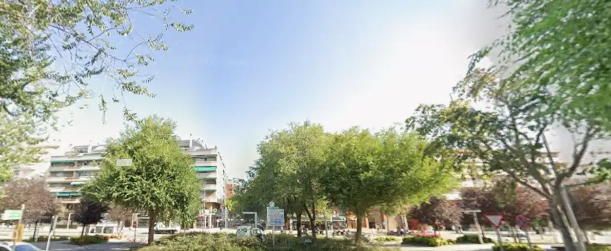Vista exterior de Local de lloguer en Sant Cugat del Vallès amb Aire condicionat, Calefacció i Alarma