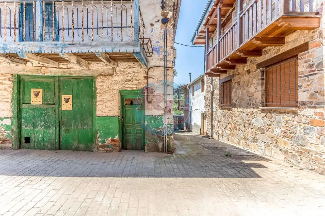 Exterior view of Houses for sale in Molinaseca