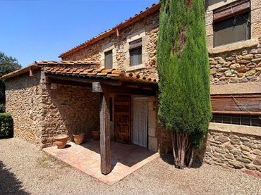 Casa rustica con giardino in vendita a Barri Castell d'Empordà