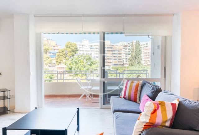 Piso en Alquiler en C/ de Can Baró en Son Armadans