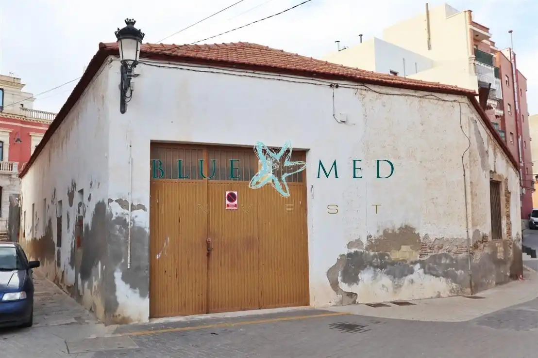 Nave industrial in vendita a Calle de Alfonso X 'El Sabio'