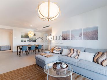 Piso con ascensor en venta en Calle COLUMBRETES