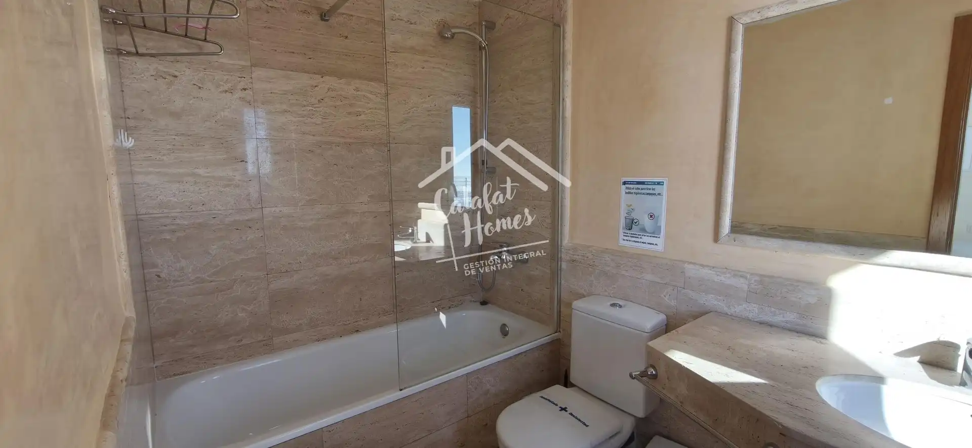Badezimmer von Wohnung zum Verkauf in L'Ametlla de Mar  mit Klimaanlage, Terrasse und Waschmaschine