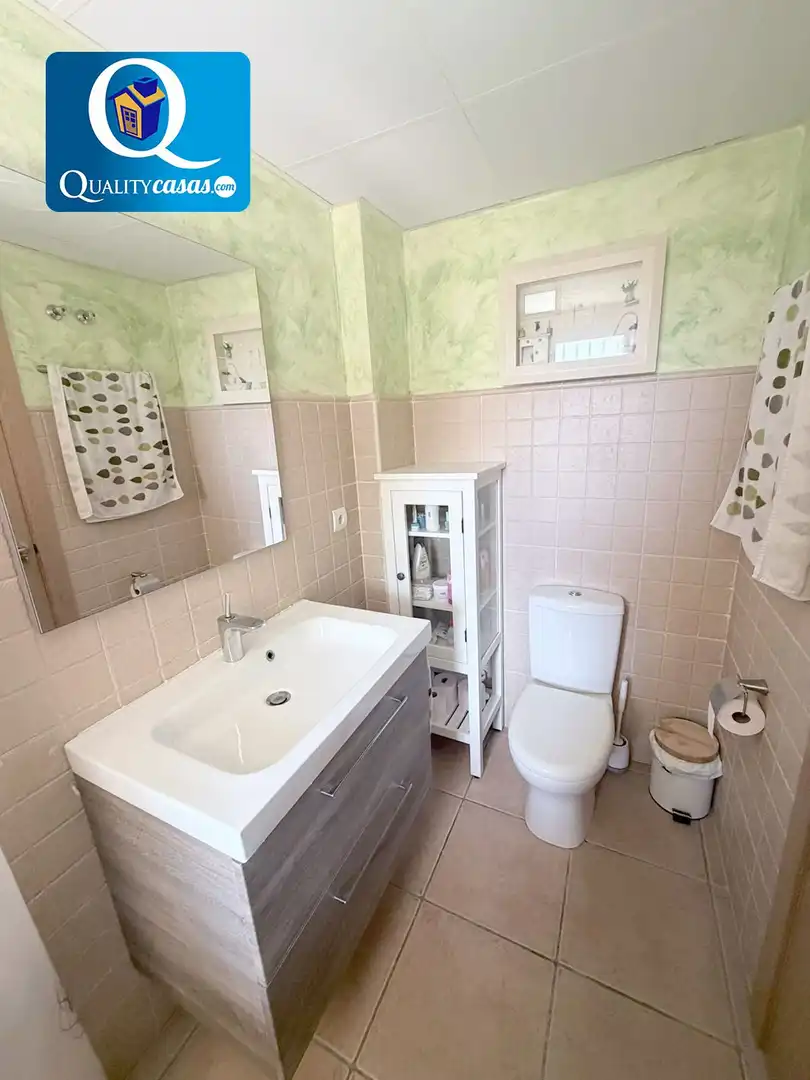 Bathroom of Houses for sale in Almajada - Ravel  