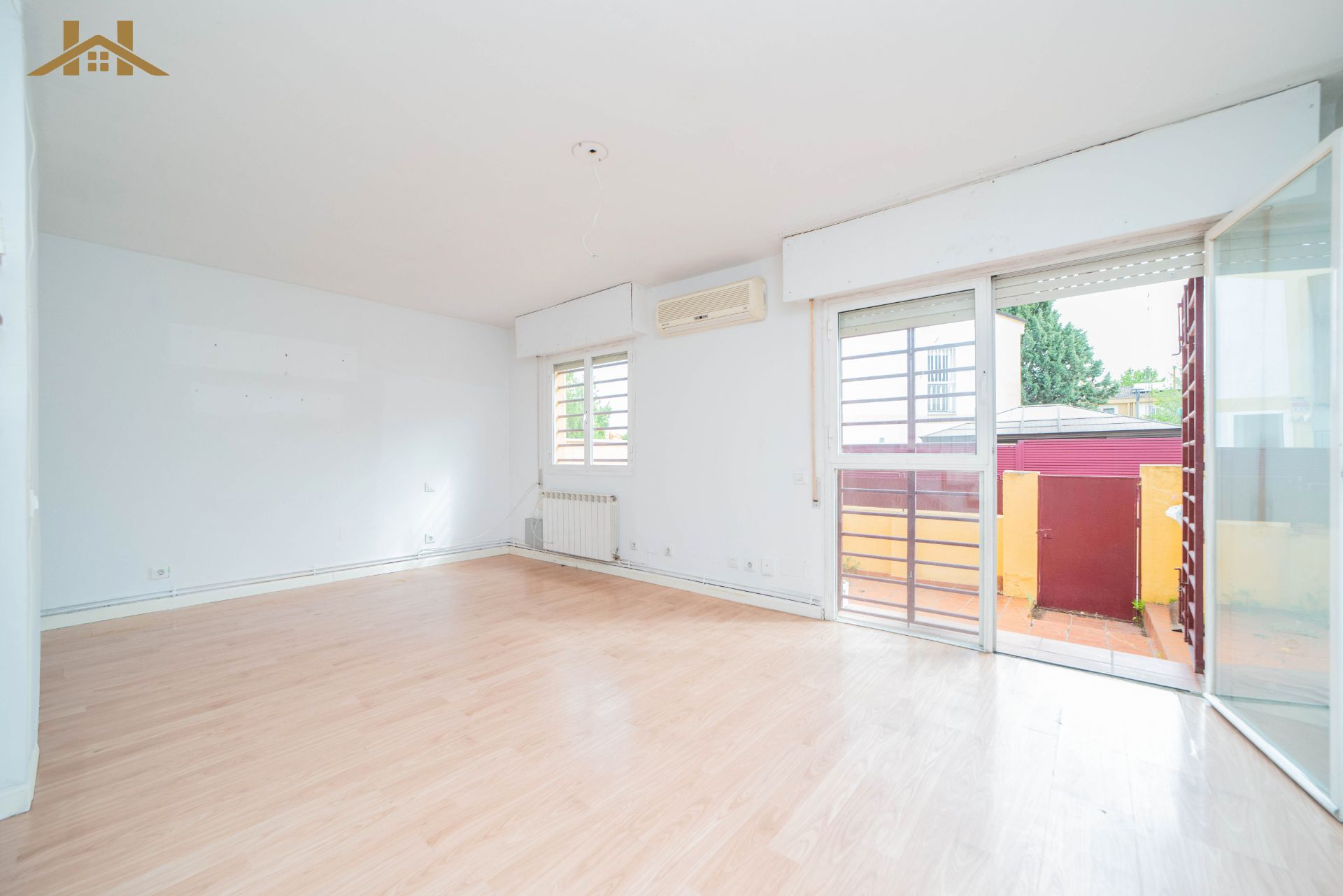 Living room of House or chalet for sale in Móstoles  with Heating, Parquet flooring and Terrace