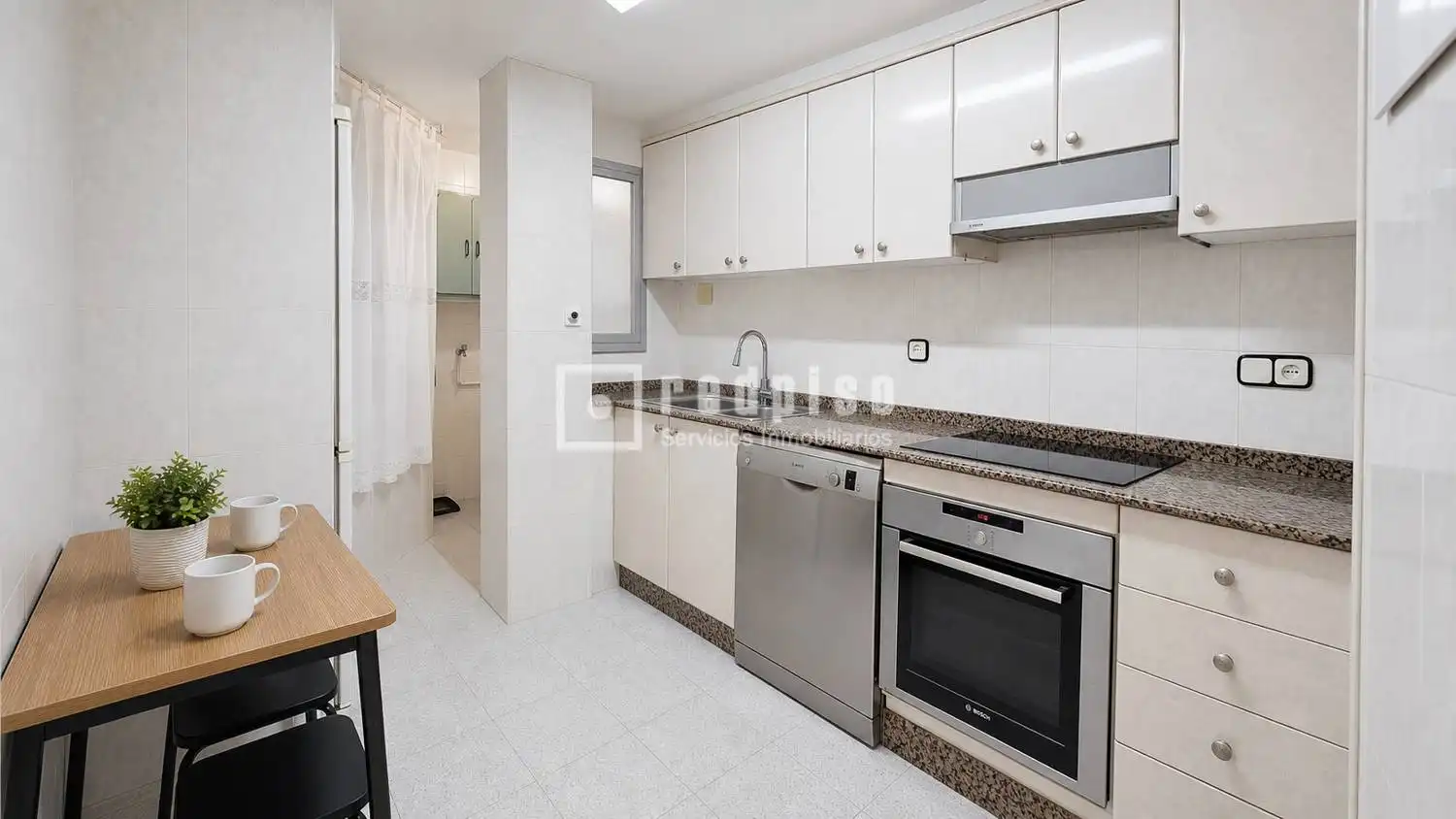 Flat for sale in Trinitat