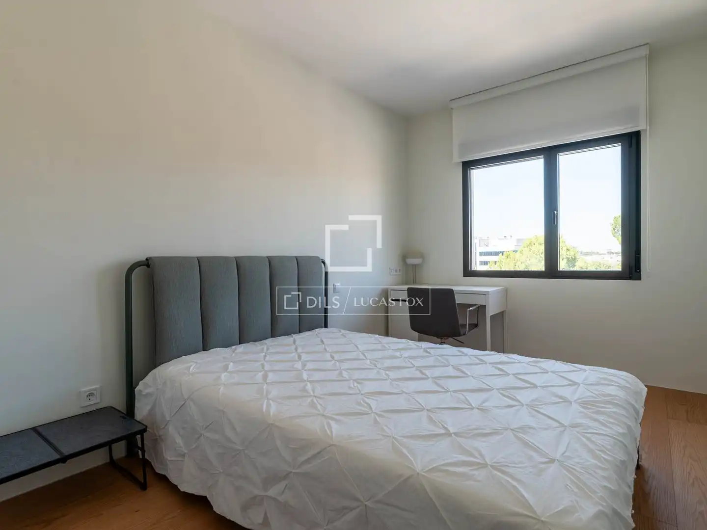 Schlafzimmer von Haus oder Chalet zum Verkauf in La Moraleja mit Klimaanlage, Heizung und Privatgarten