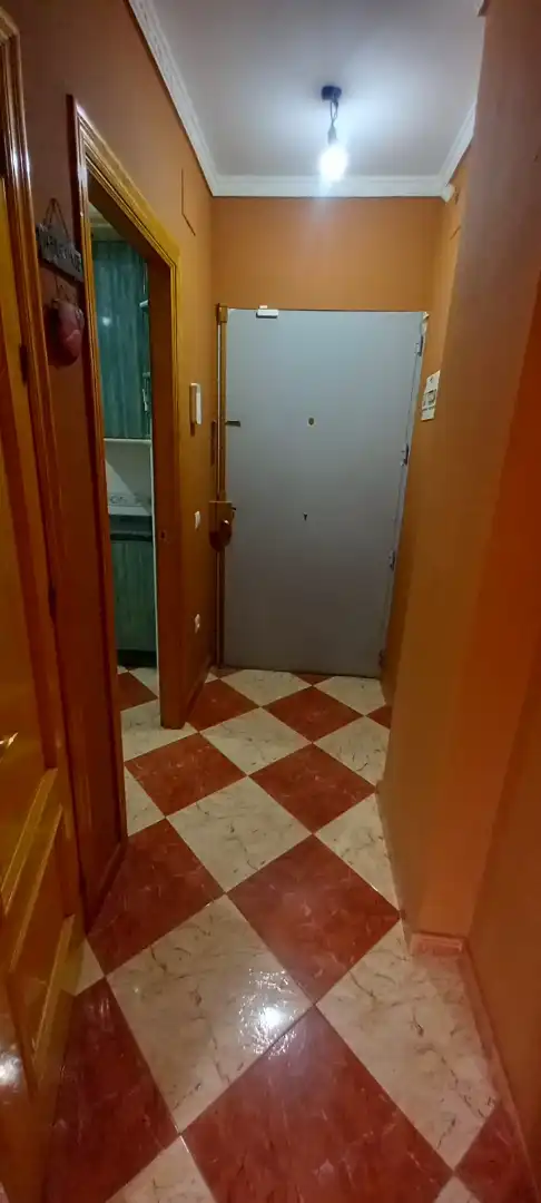 Maisonette zum Verkauf in Sevilla mit Klimaanlage