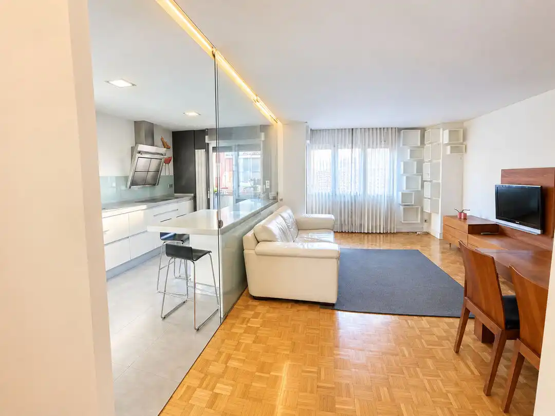 Sala de estar de Piso en venta en Vitoria - Gasteiz con Terraza y Trastero