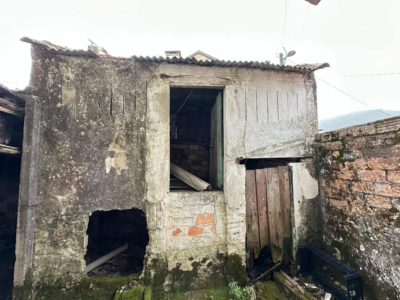 Vista exterior de Casa o xalet en venda en Marín amb Jardí privat i Traster