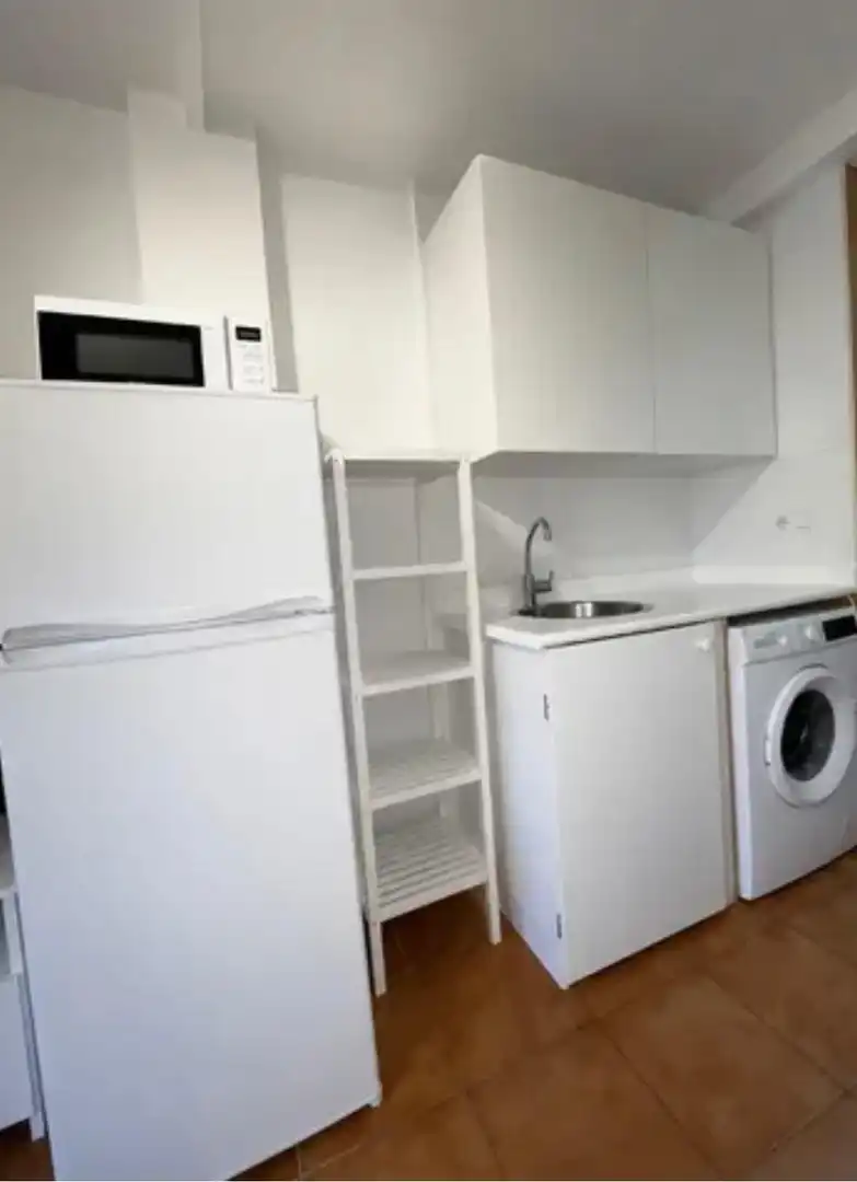Cuina de Planta baixa en venda en Torremolinos amb Aire condicionat, Calefacció i Jardí privat