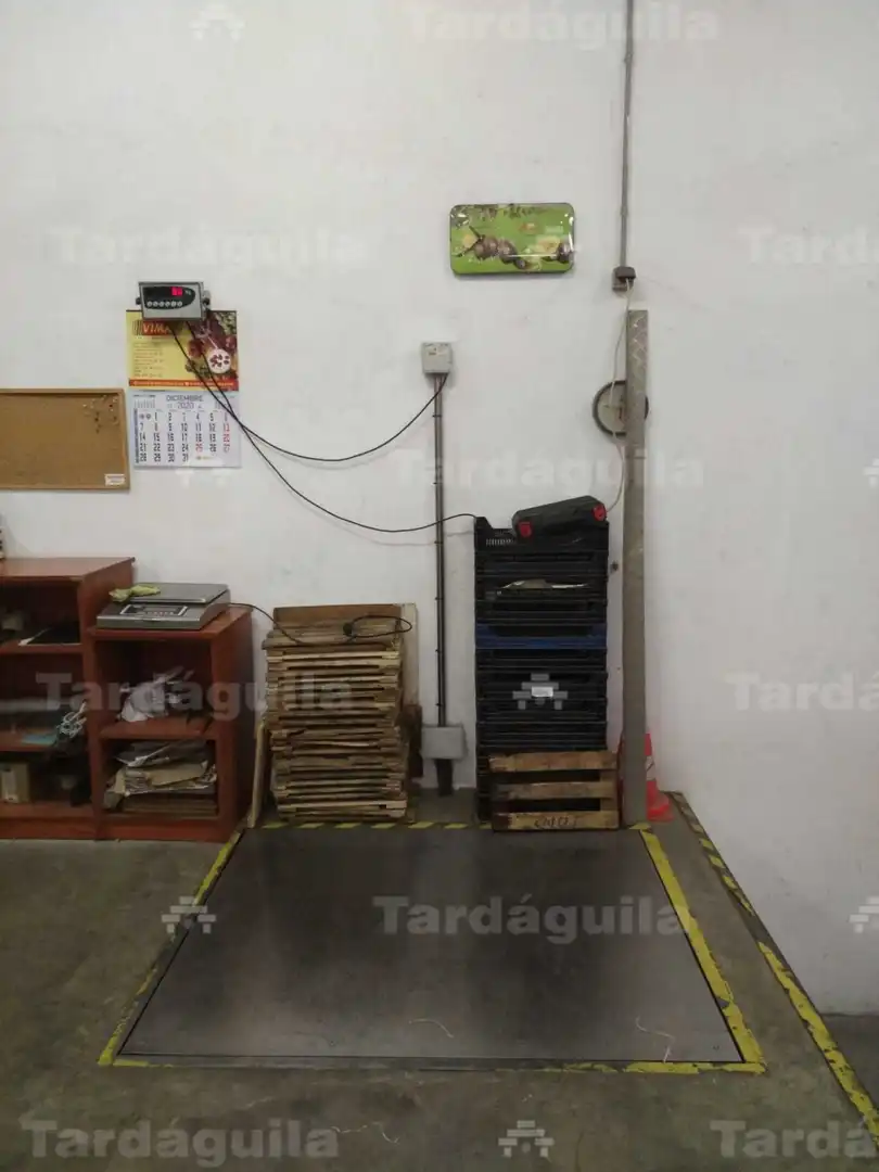 Industrial building for sale in Villares de la Reina, imagen 7