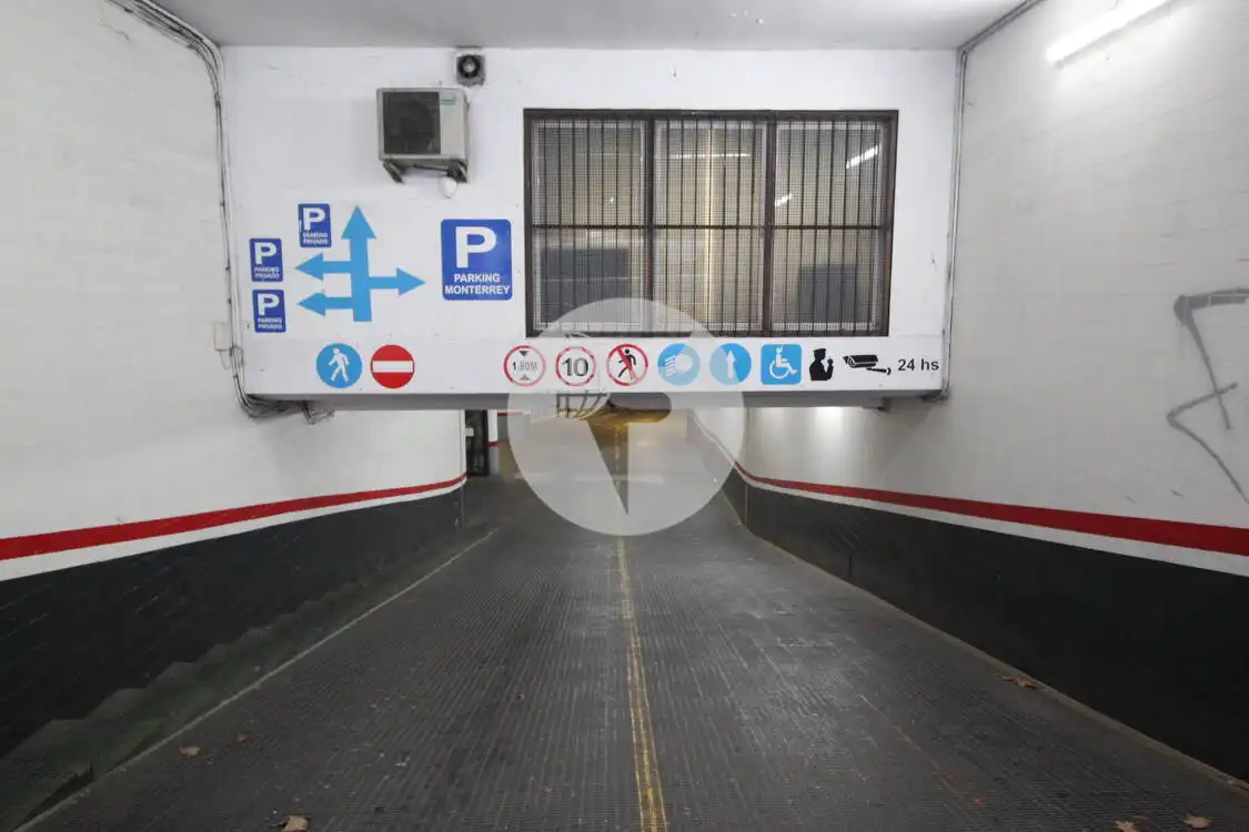 Parcheggio in vendita a Eixample, imagen 11