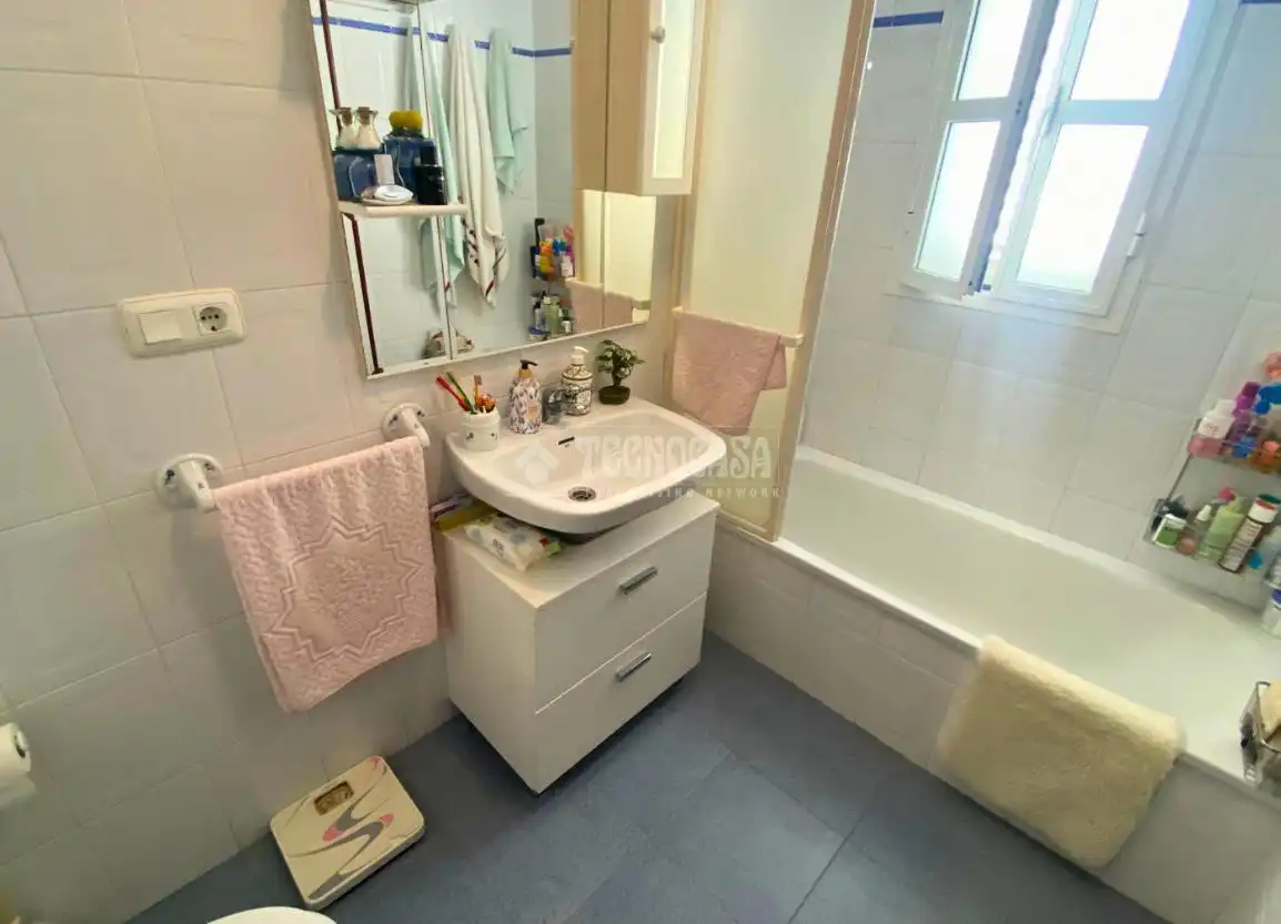Bathroom of Houses for sale in Chiclana de la Frontera  with Air Conditioner
