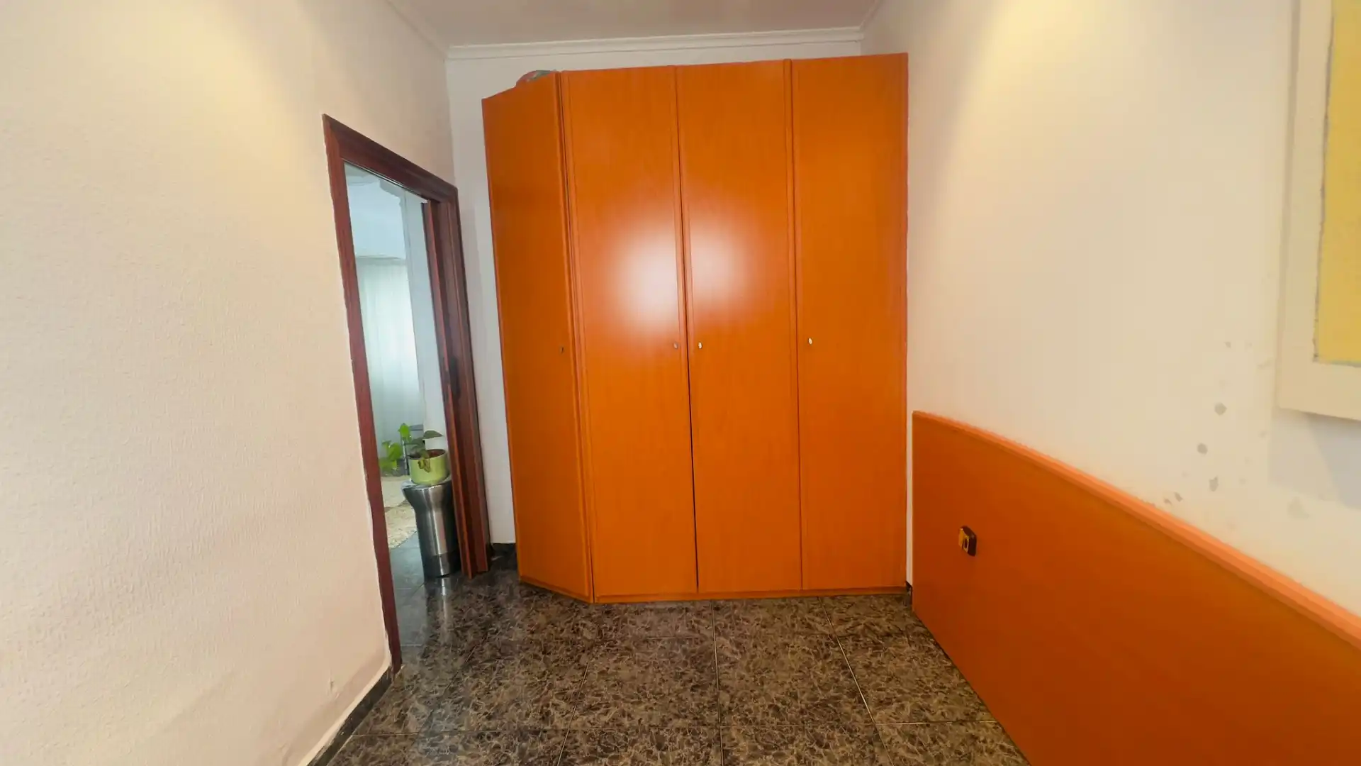 Dormitori de Casa adosada en venda en Badalona amb Aire condicionat i Terrassa