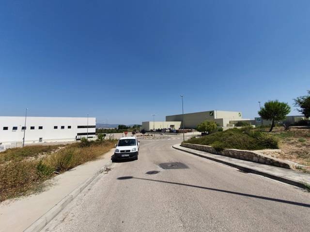 Terreno industrial en Venta en Atzeneta d'Albaida