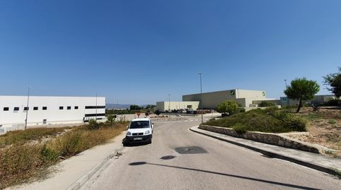 Solar industrial Chaflan a la venta en Atzeneta de Albaida.