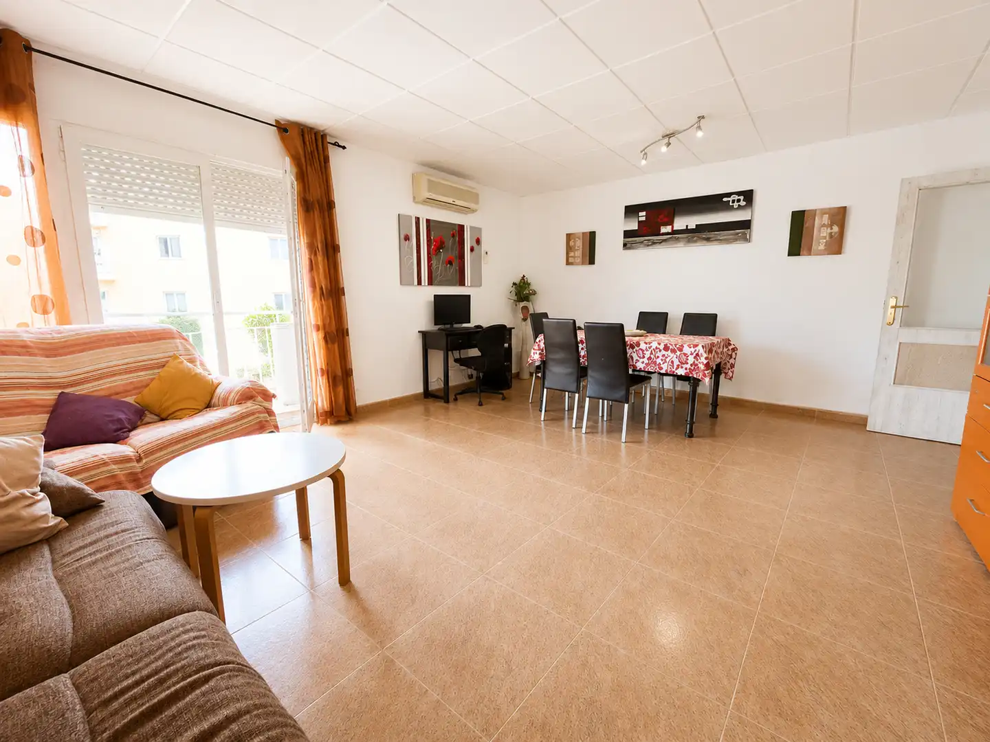 Sala d'estar de Pis en venda en Salou amb Aire condicionat, Terrassa i Traster