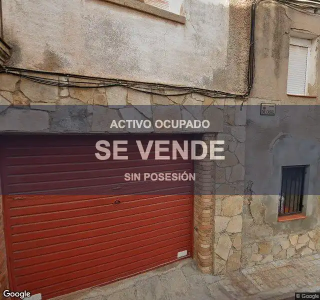 Parkplatz von Fabrikhallen zum Verkauf in Jorba