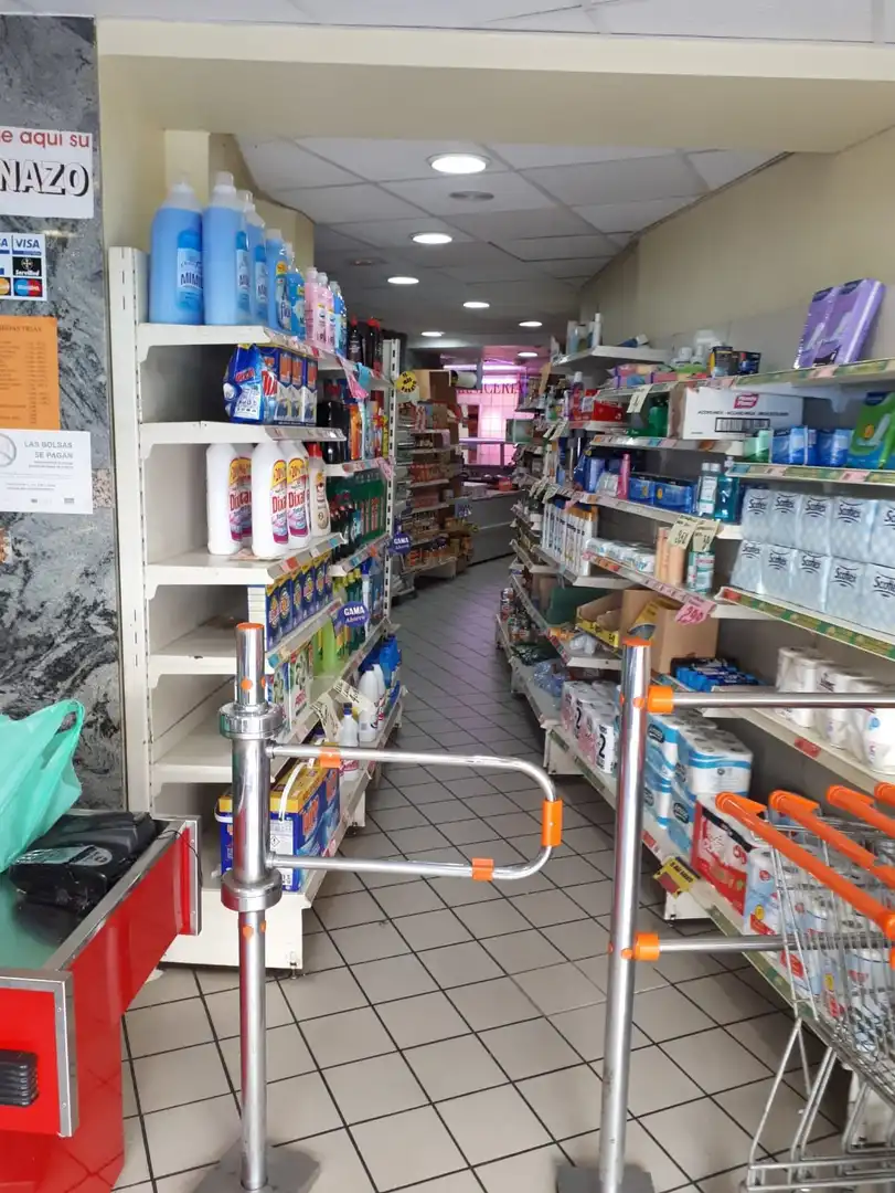 Local comercial en venta en Carretera de Ledesma, imagen 4