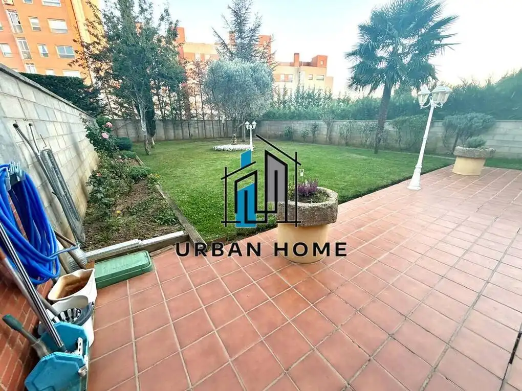 Terraza de Casa o chalet en venta en Las Eras de Renueva