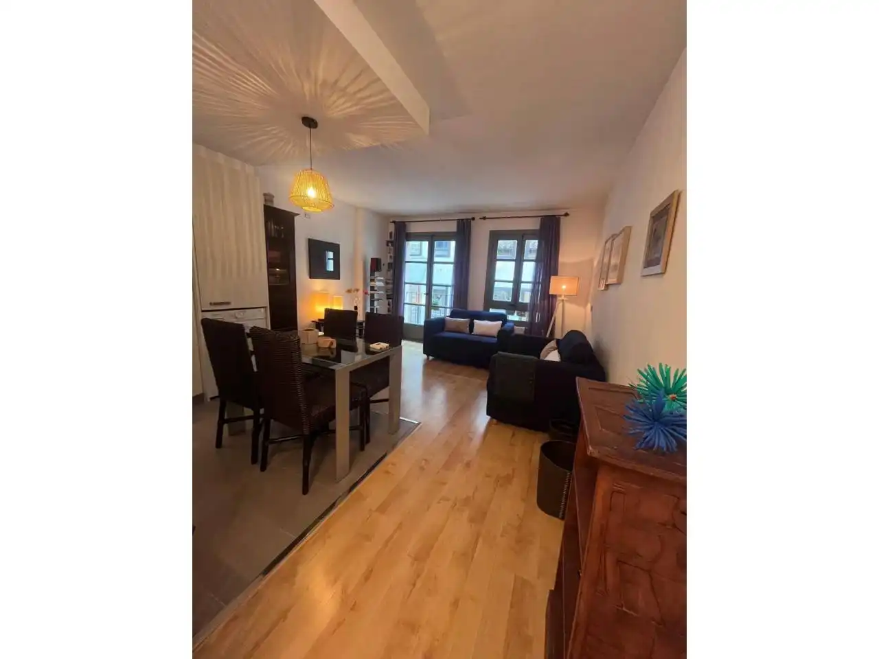 Sala de estar de Piso de alquiler en Girona con Calefacción, Parquet y Amueblado