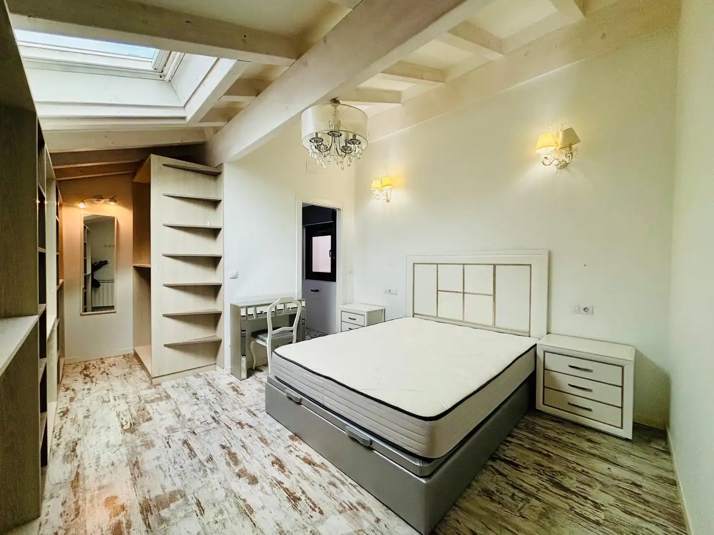 Bedroom of Flat for sale in  Pamplona / Iruña  with Heating, Furnished and Balcony