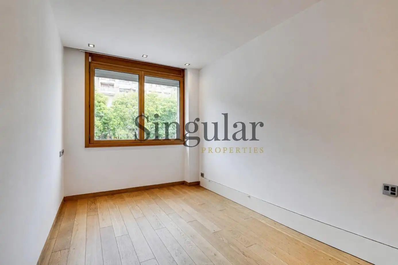 Habitación de Piso en venta en Barcelona con Aire acondicionado, Calefacción y Terraza