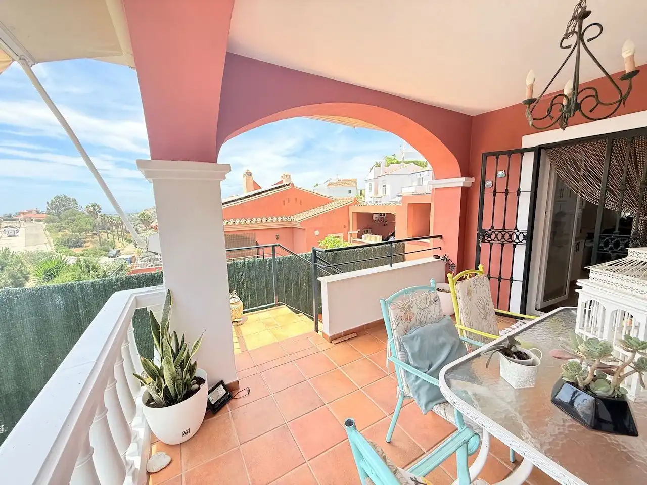 Terrassa de Casa o xalet en venda en Vélez-Málaga amb Aire condicionat, Calefacció i Jardí privat