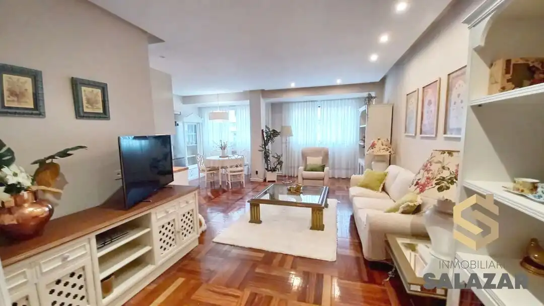 Flat with lift to rent in Iparraguirre Kalea, imagen 2