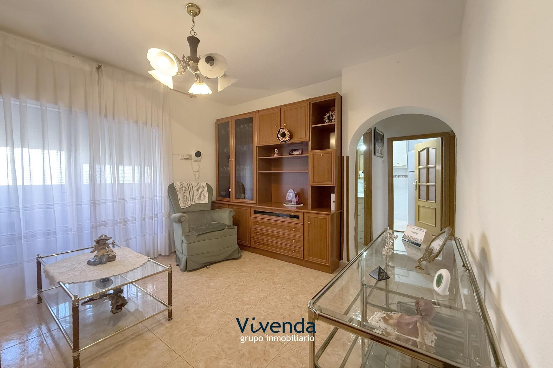 Sala d'estar de Pis en venda en  Madrid Capital amb Calefacció