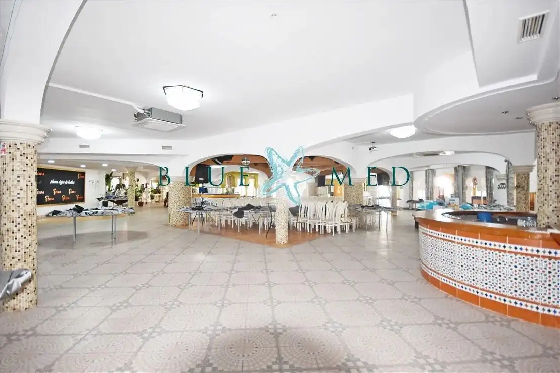 Local comercial en venda a Avenida de Don Antonio Segado del Olmo, imagen 9