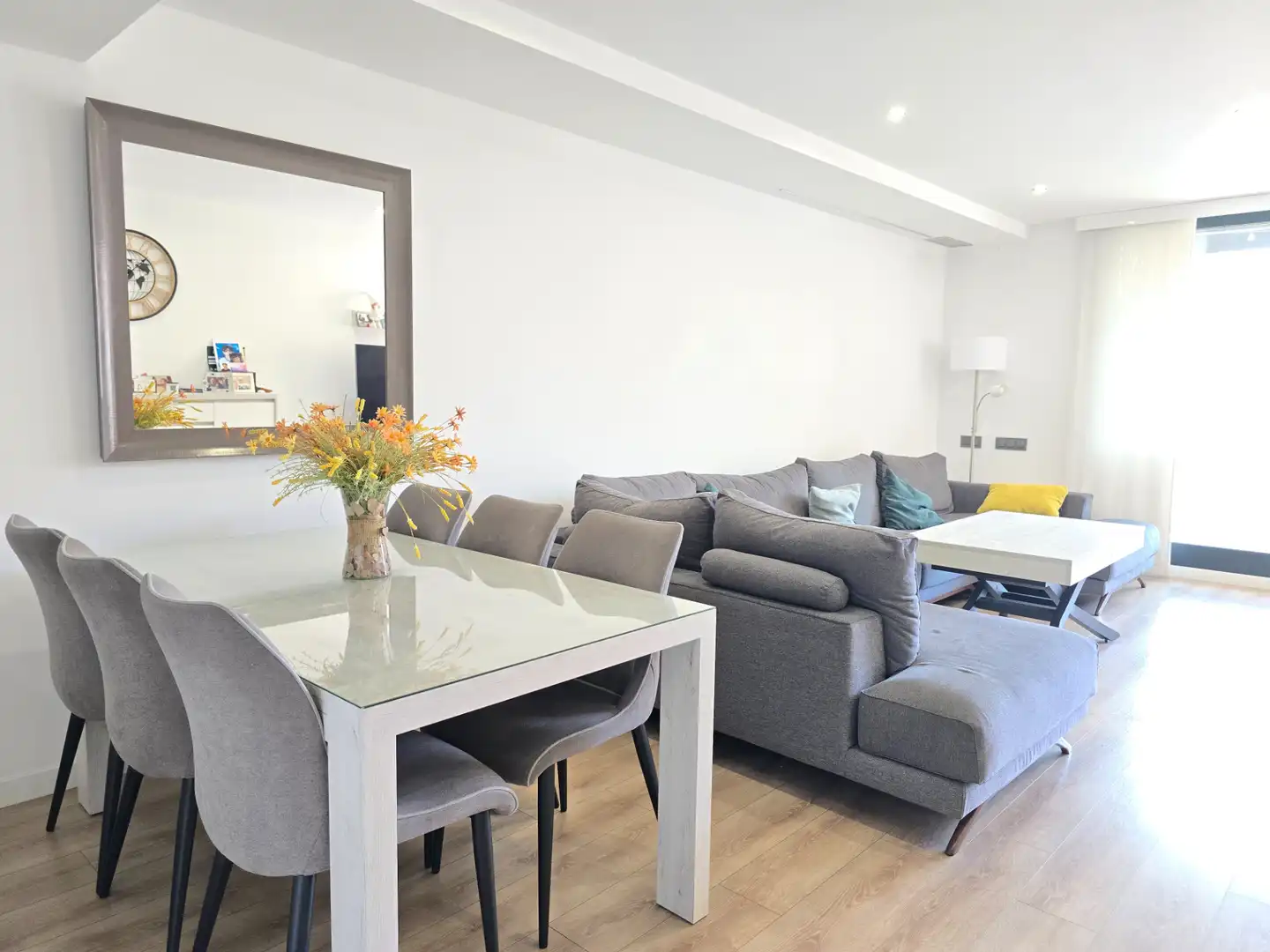 Wohnzimmer von Einfamilien-Reihenhaus zum Verkauf in Sabadell mit Terrasse und Schwimmbad