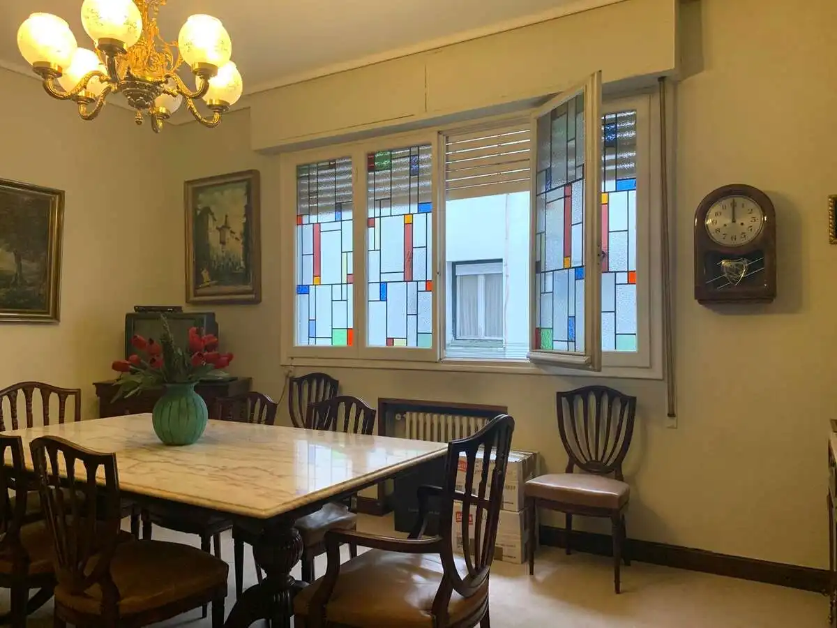 Comedor de Piso en venta en Bilbao  con Calefacción, Terraza y Trastero